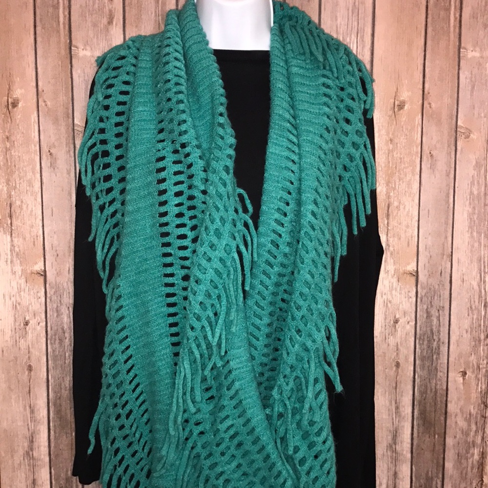 Turquoise Infinity Scarf - Picture 3 of 4